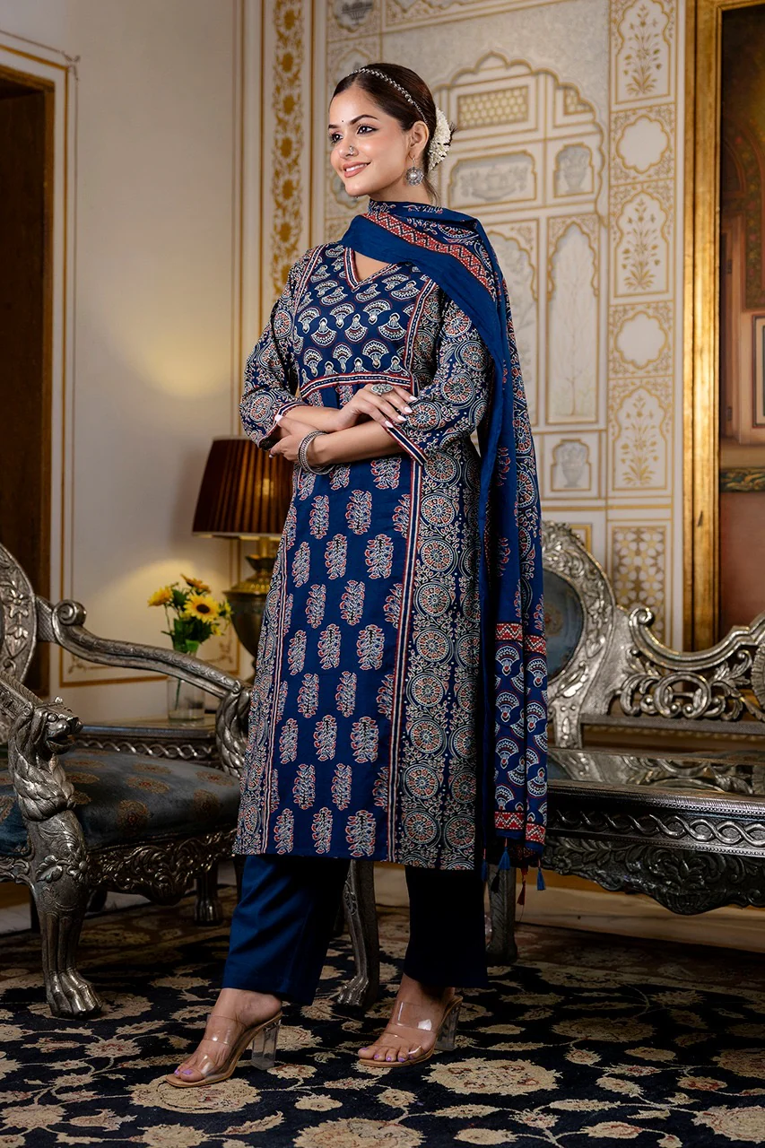 Noor Cotton Embroidered Pant Set - Image 10