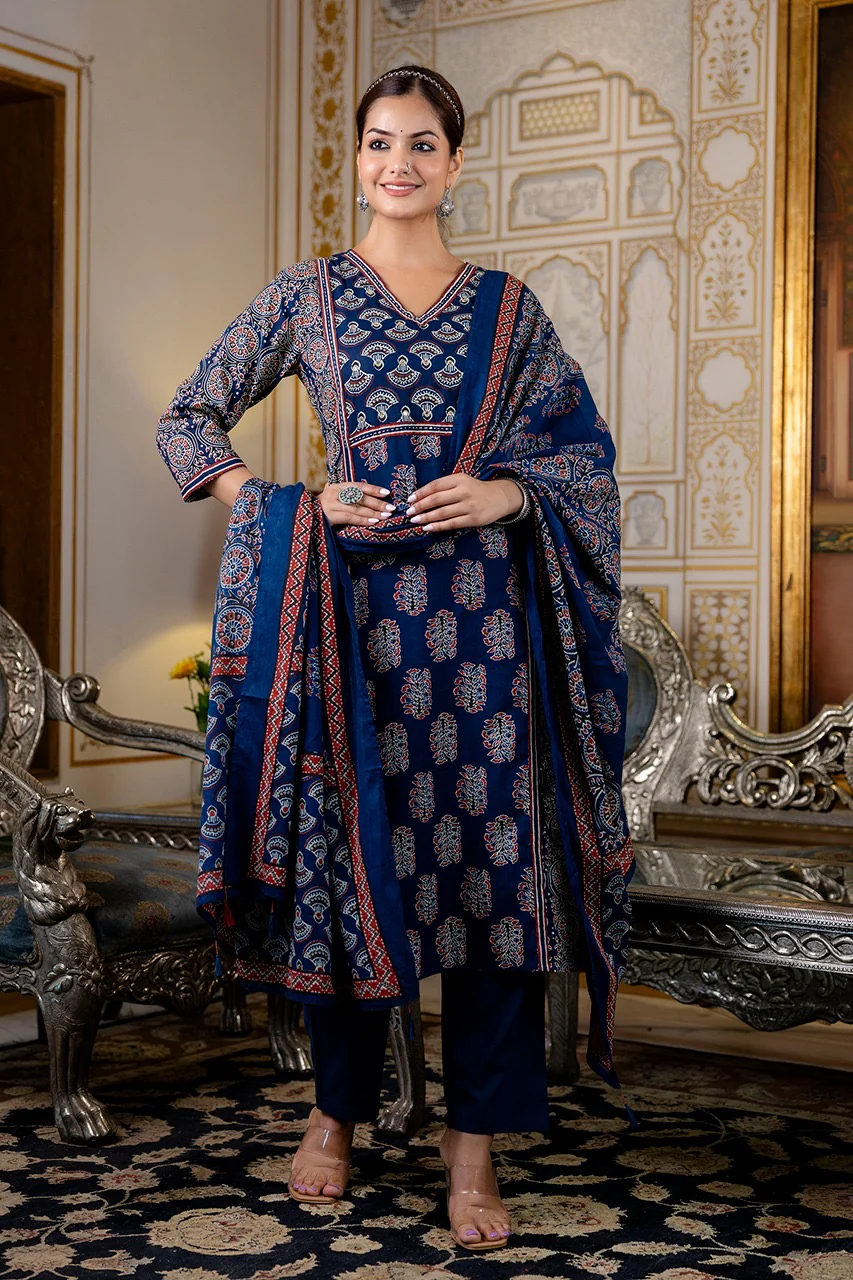 Noor Cotton Embroidered Pant Set - Image 12