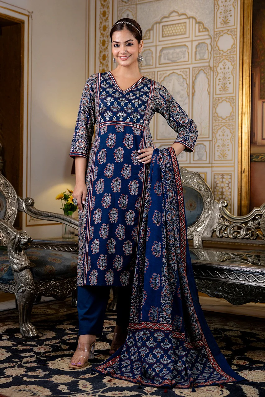 Noor Cotton Embroidered Pant Set - Image 16
