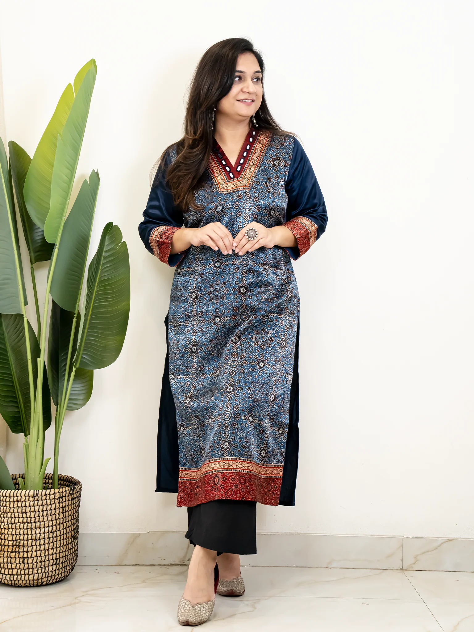 Norah Blue Mashru Silk Embroidered Straight Kurta - Image 2