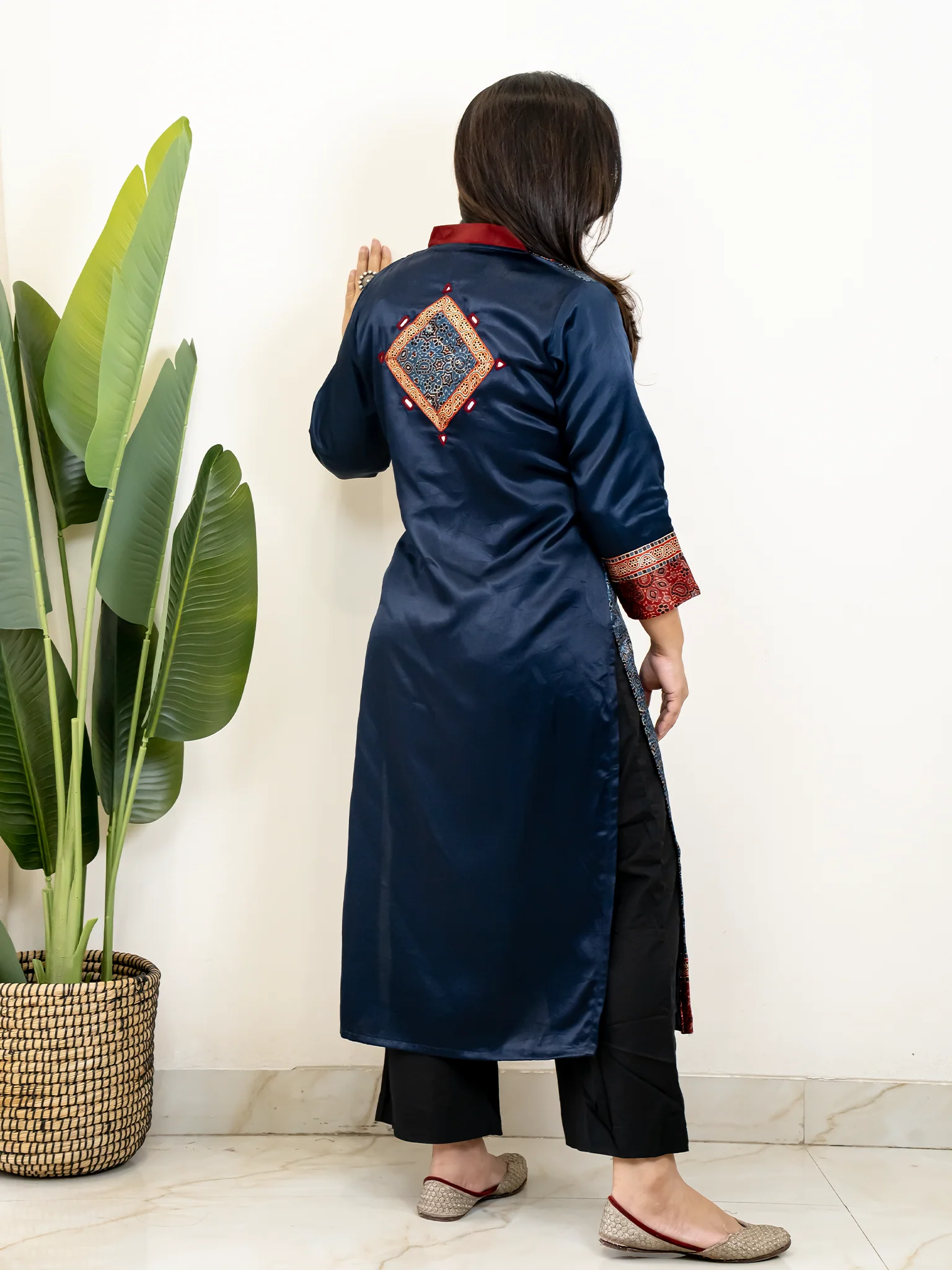 Norah Blue Mashru Silk Embroidered Straight Kurta - Image 7