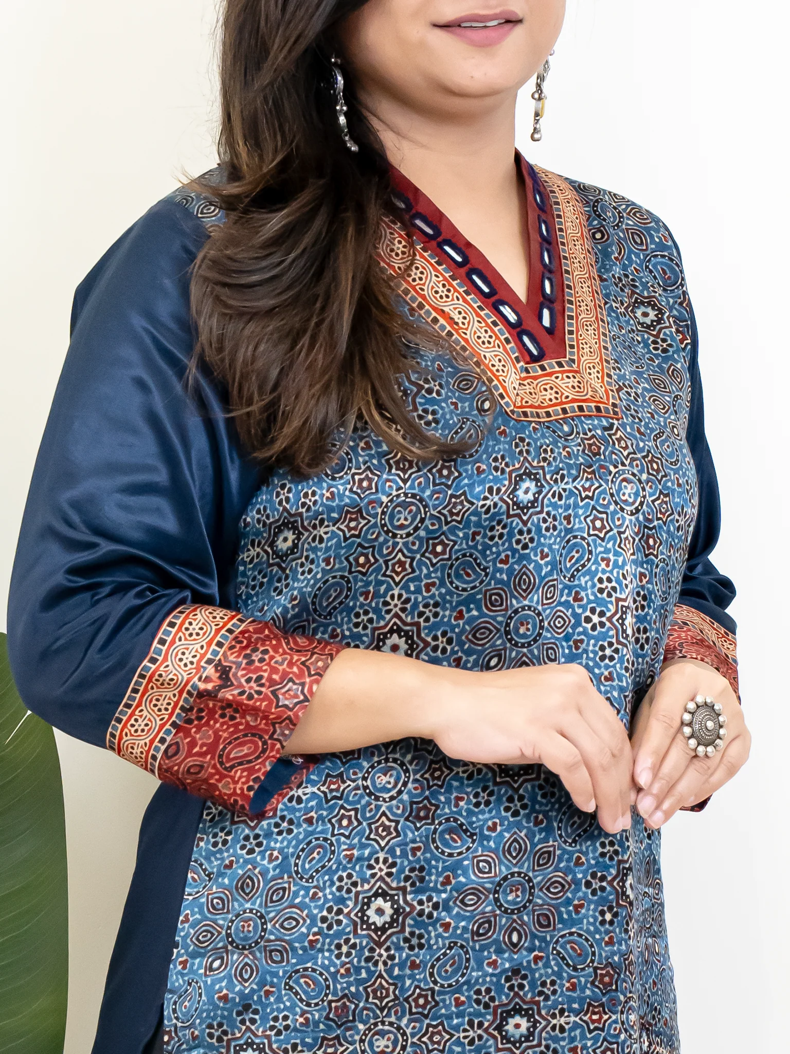 Norah Blue Mashru Silk Embroidered Straight Kurta - Image 8