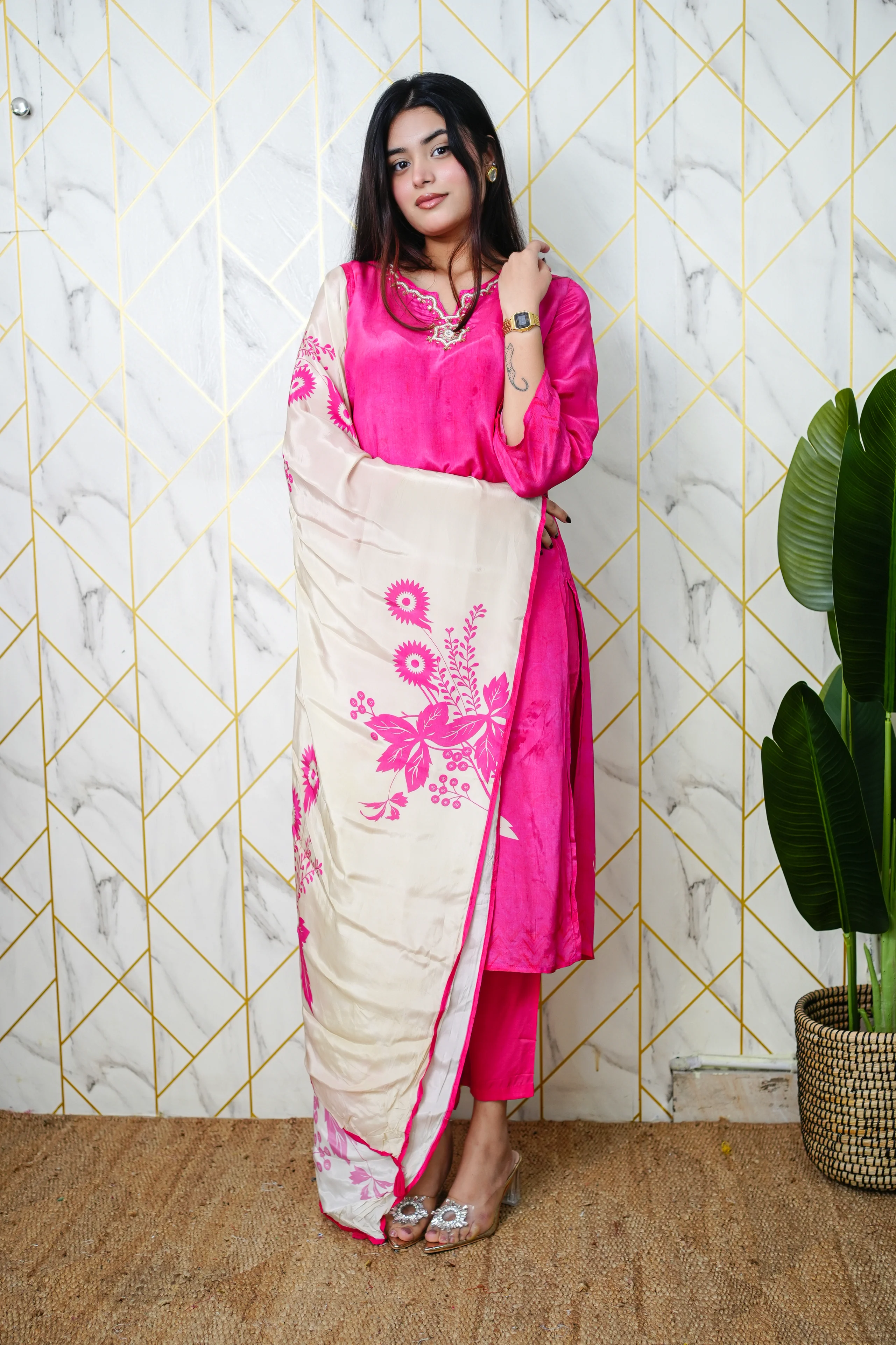 Palak Crepe HandEmbroidered Pant Set - Image 5
