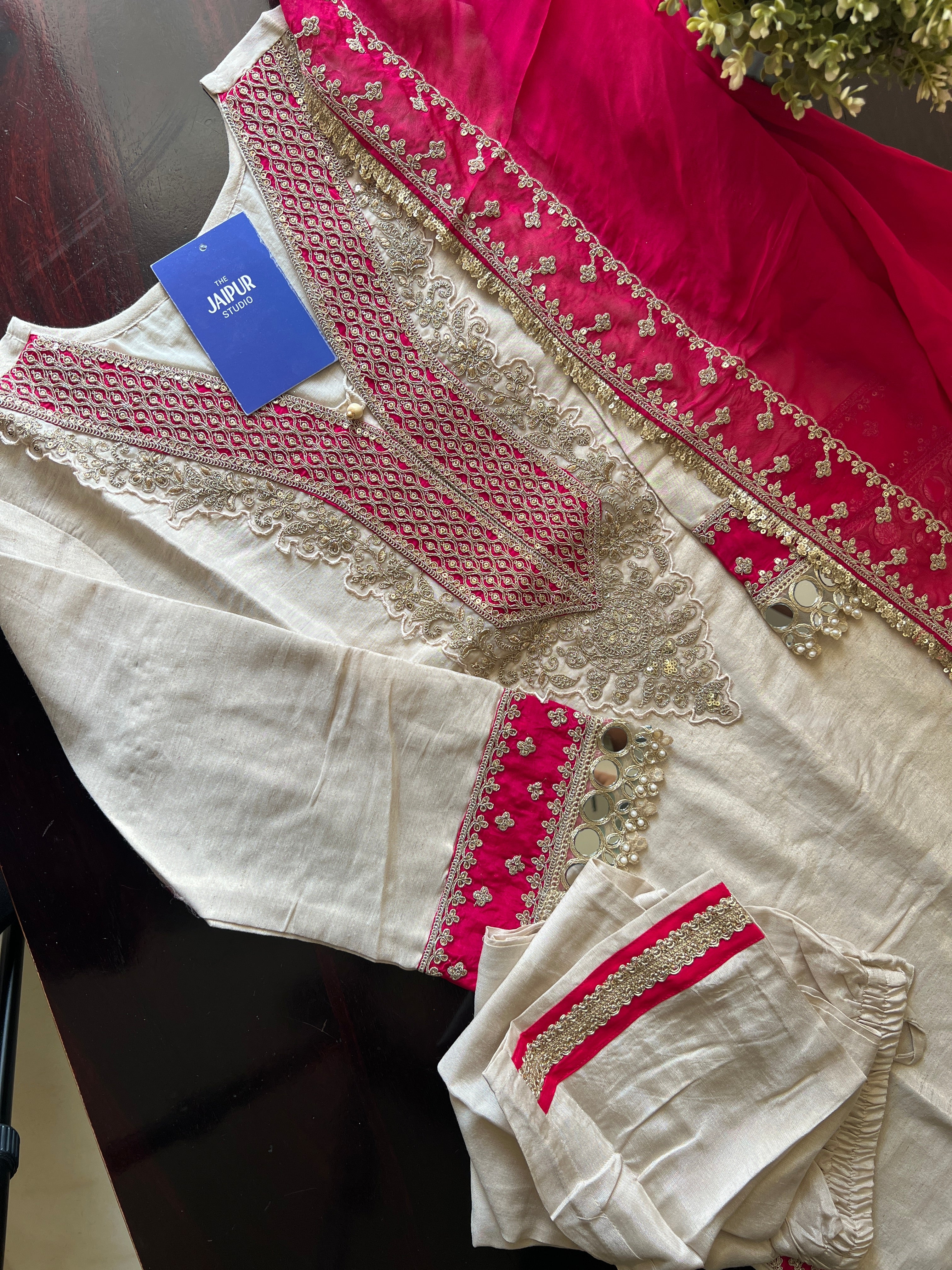Pranjal Silk Festive HandEmbroidered Pant Set - Image 2