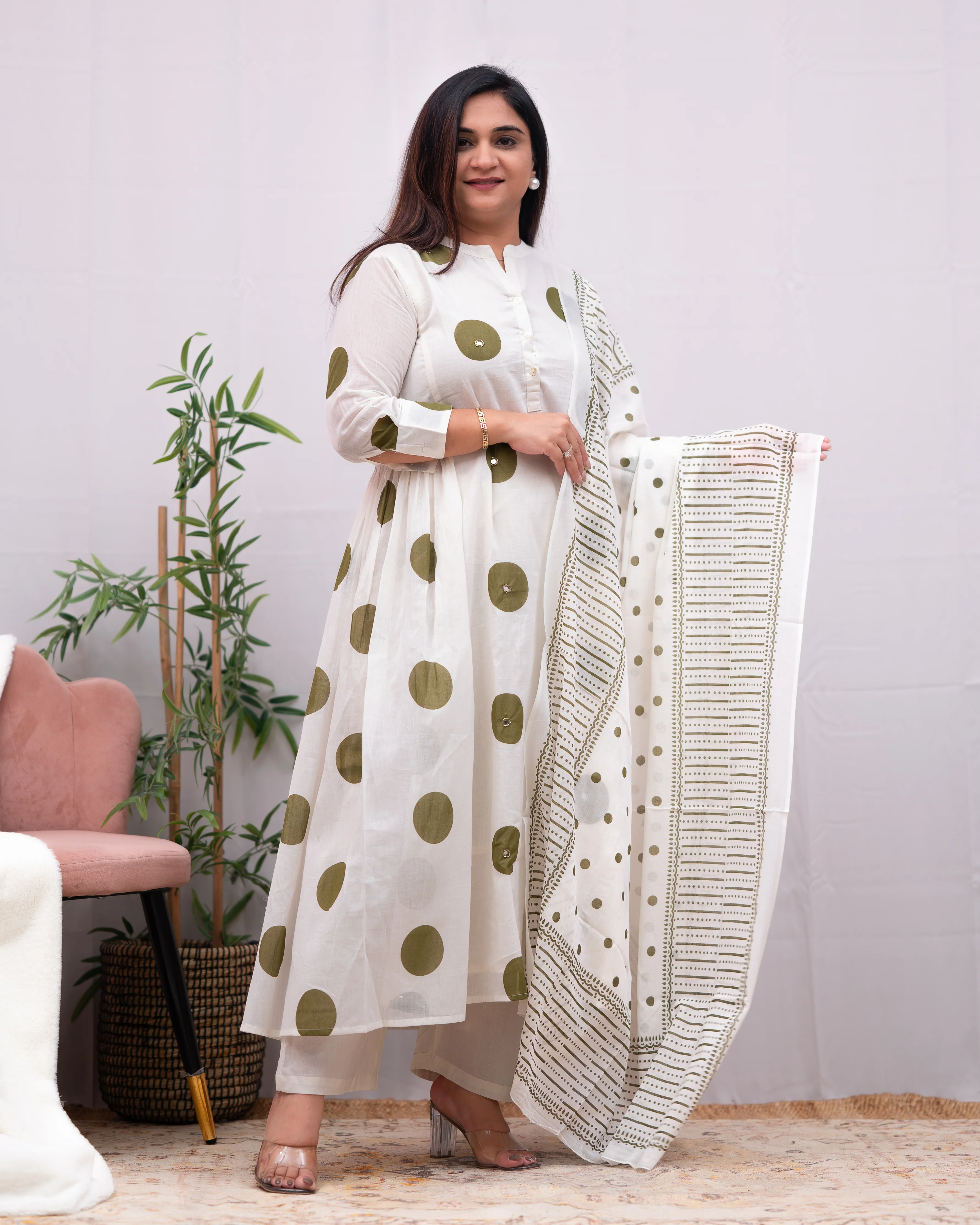 Razia Mul Cotton Polka Print Handwork Anarkali Pant Set - Image 7