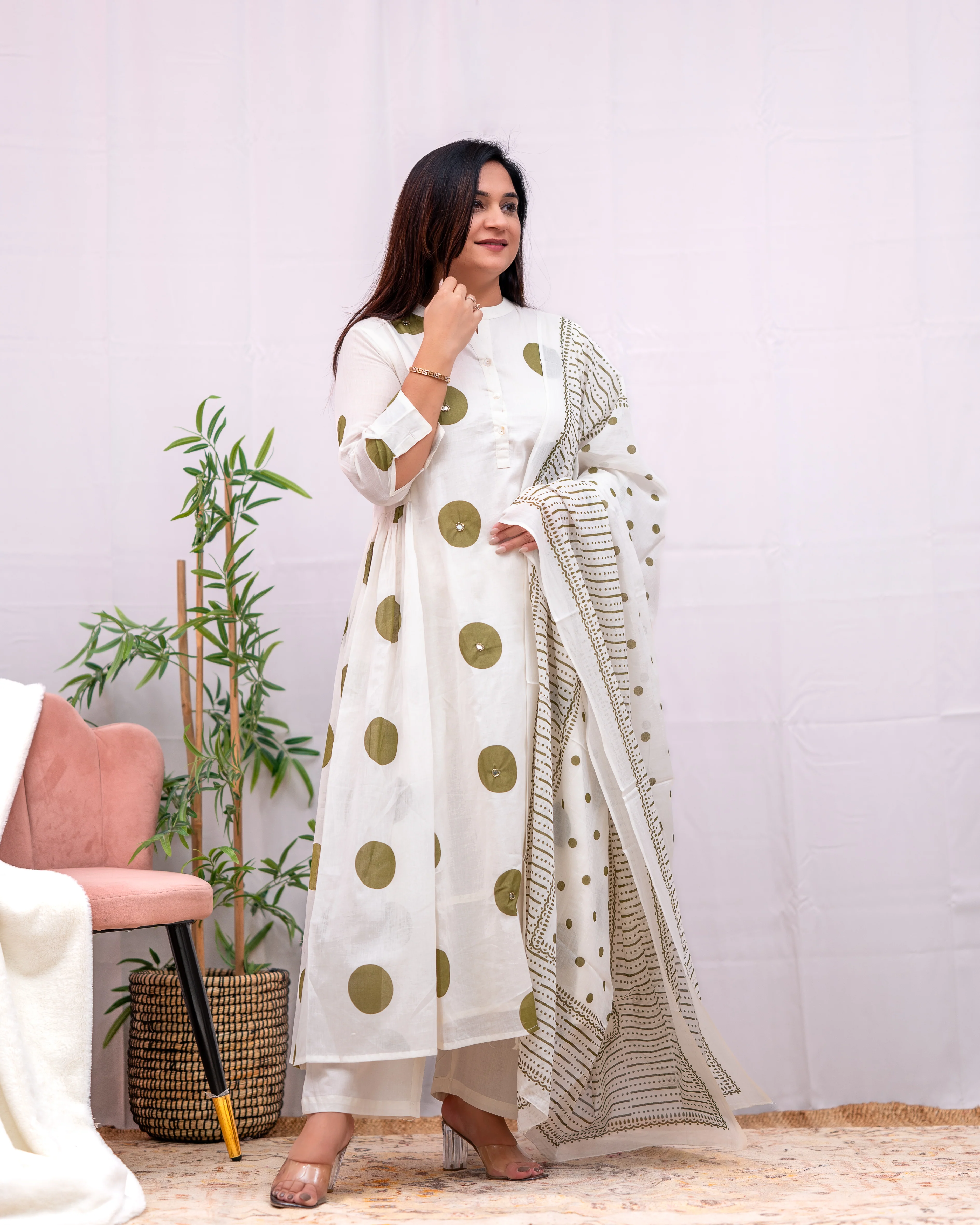 Razia Mul Cotton Polka Print Handwork Anarkali Pant Set - Image 8