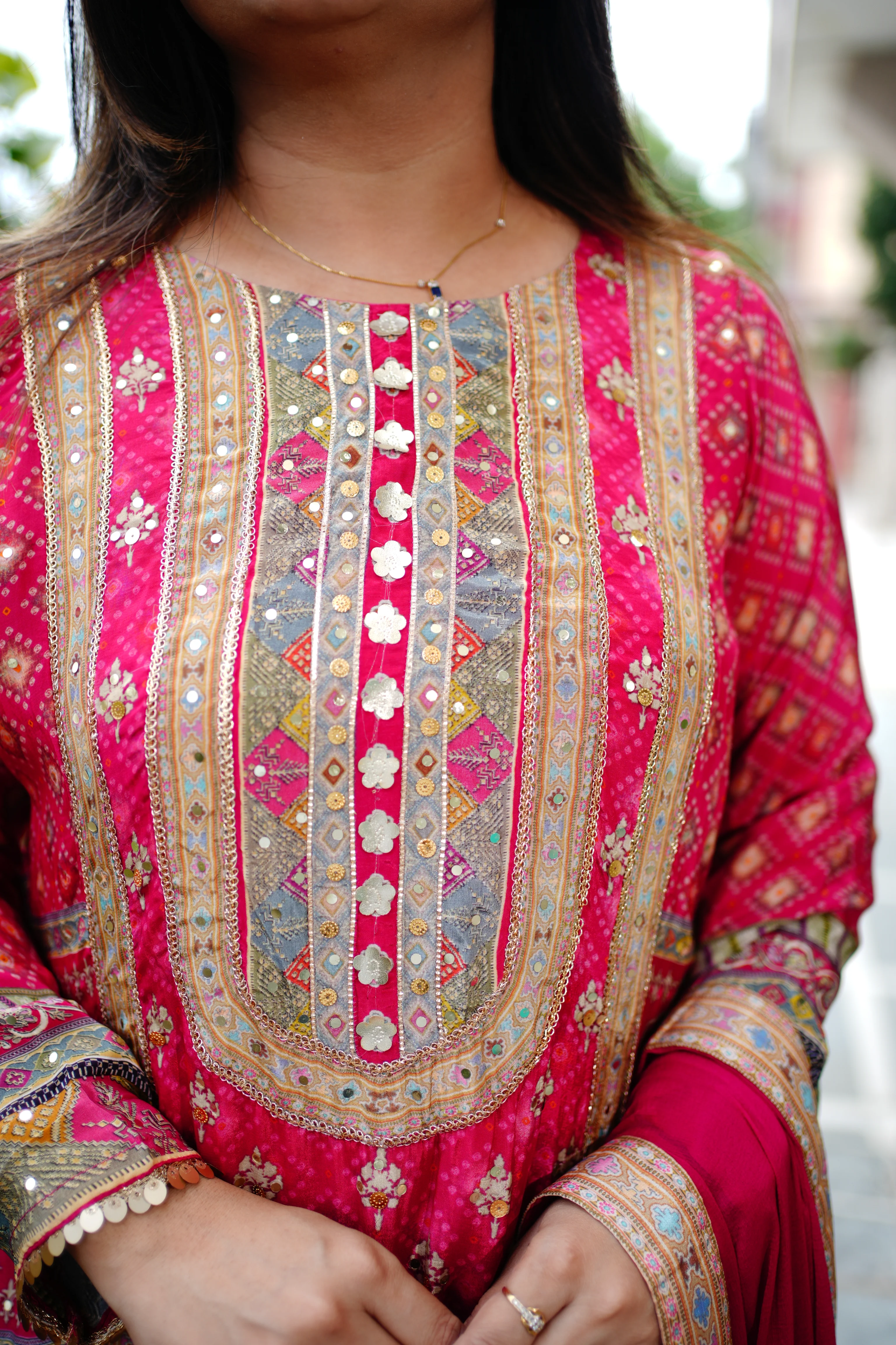 Roshni Asymmetric Shimmer tissue Embroidered Pant Set - Image 11