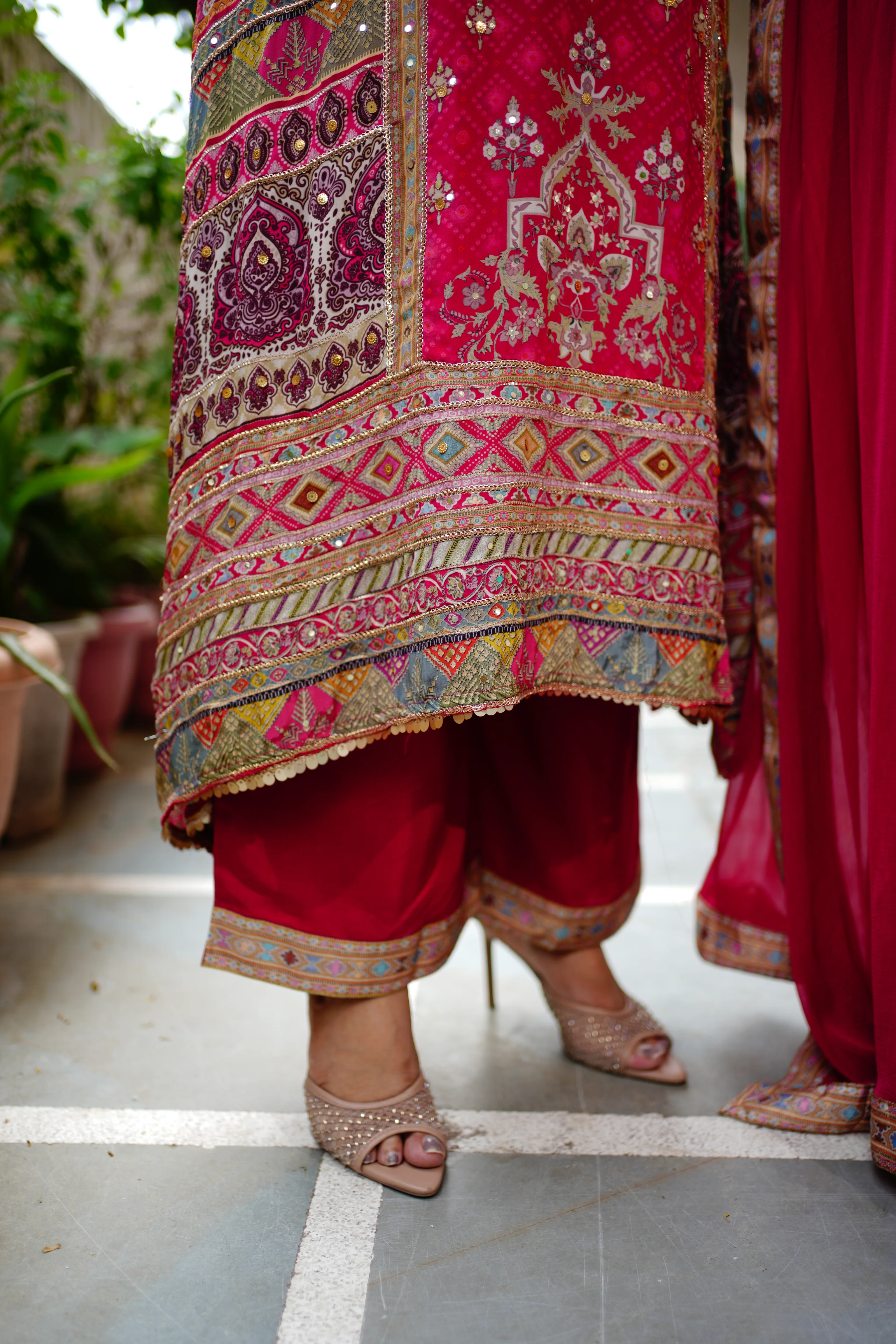 Roshni Asymmetric Shimmer tissue Embroidered Pant Set - Image 15