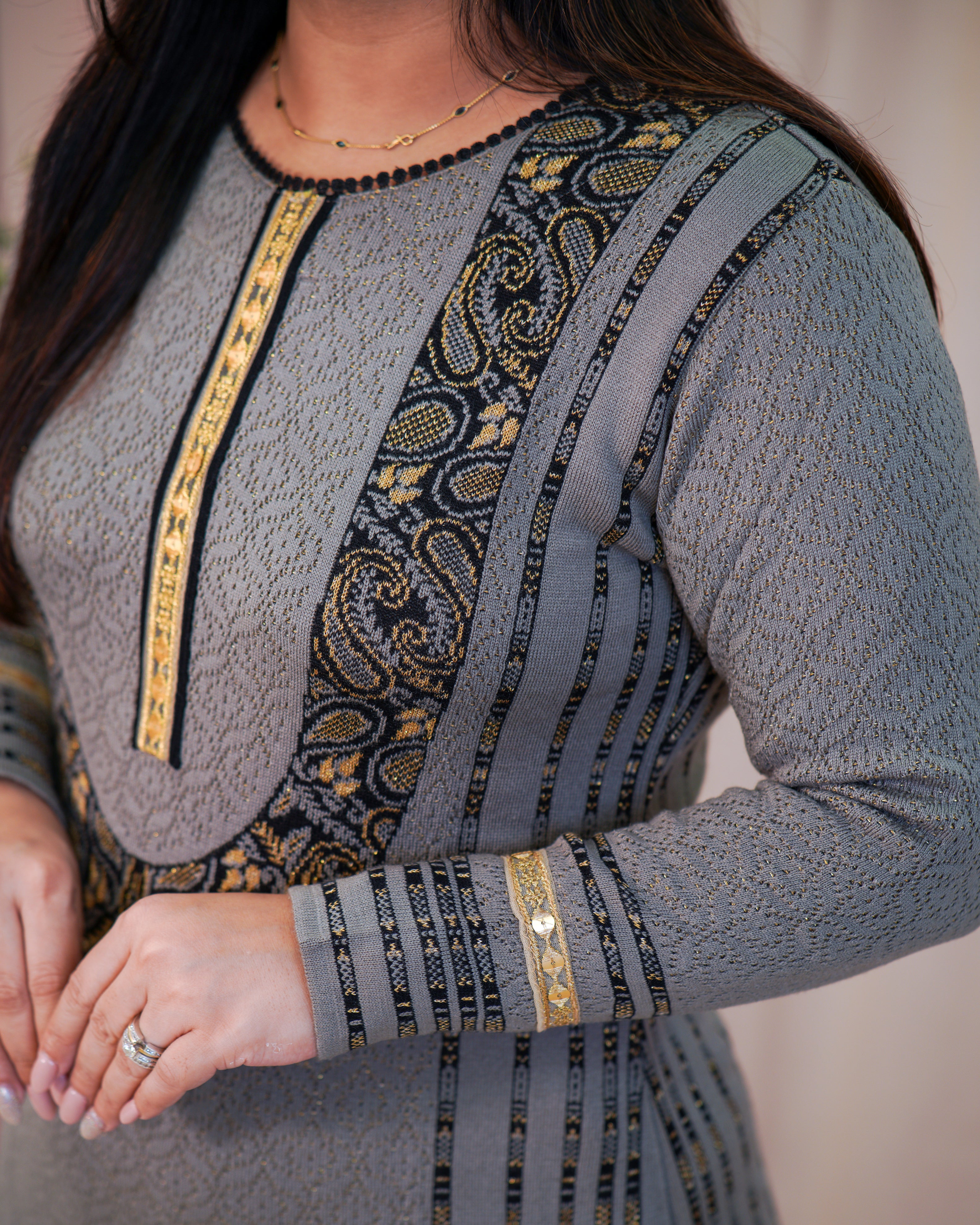 Samaira Woollen Embroidered Pant Set - Image 4
