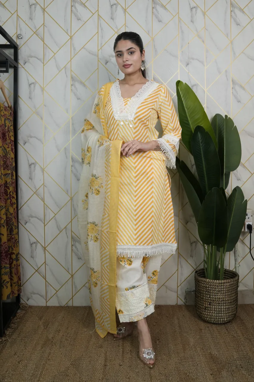 Sara Leheriya Cotton Detailed Farshi Salwar Set - Image 4