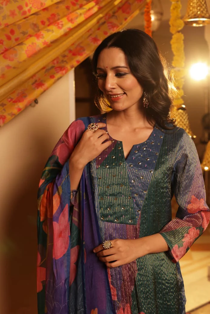 Shimmer Tissue Floral Pant Set - Image 3