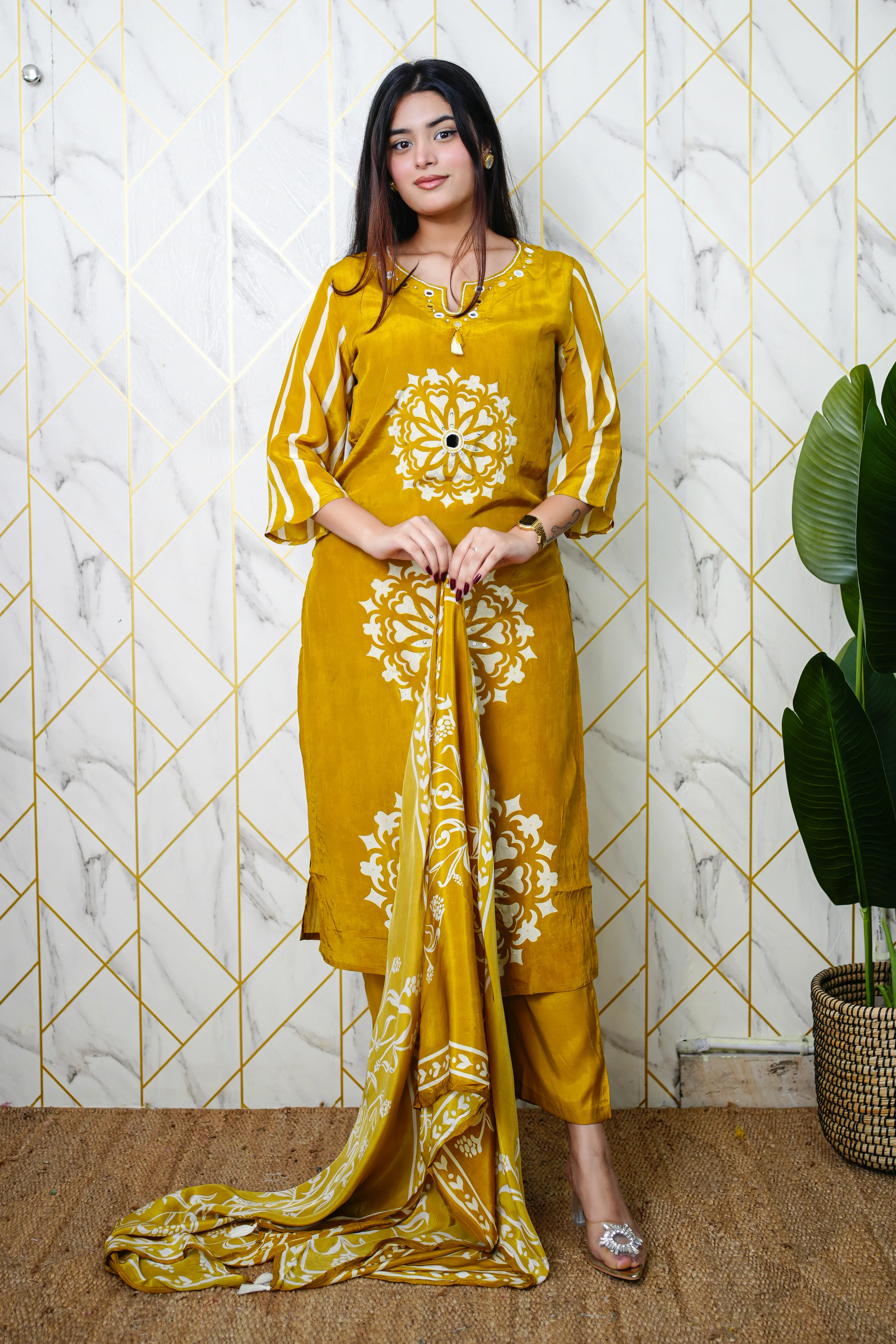 Soha Crepe HandEmbroidered Pant Set