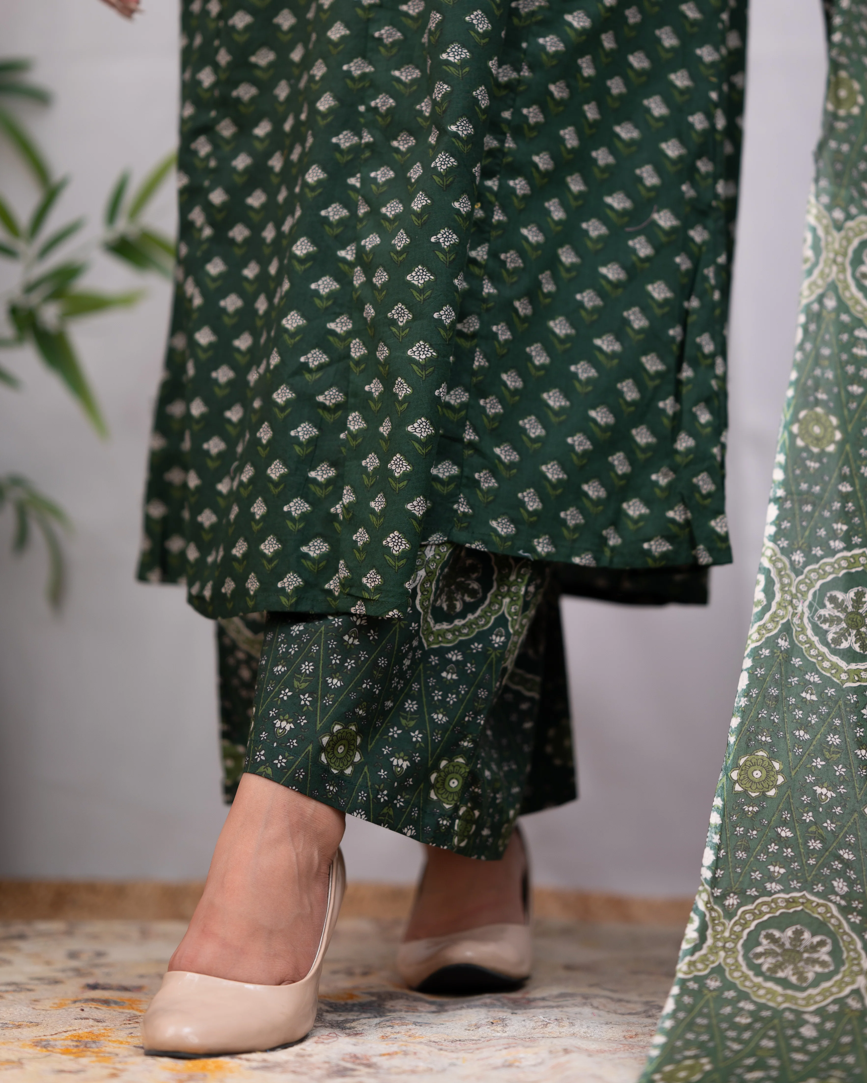 Suhani Cotton A-line Divider Set with Pockets - Image 9