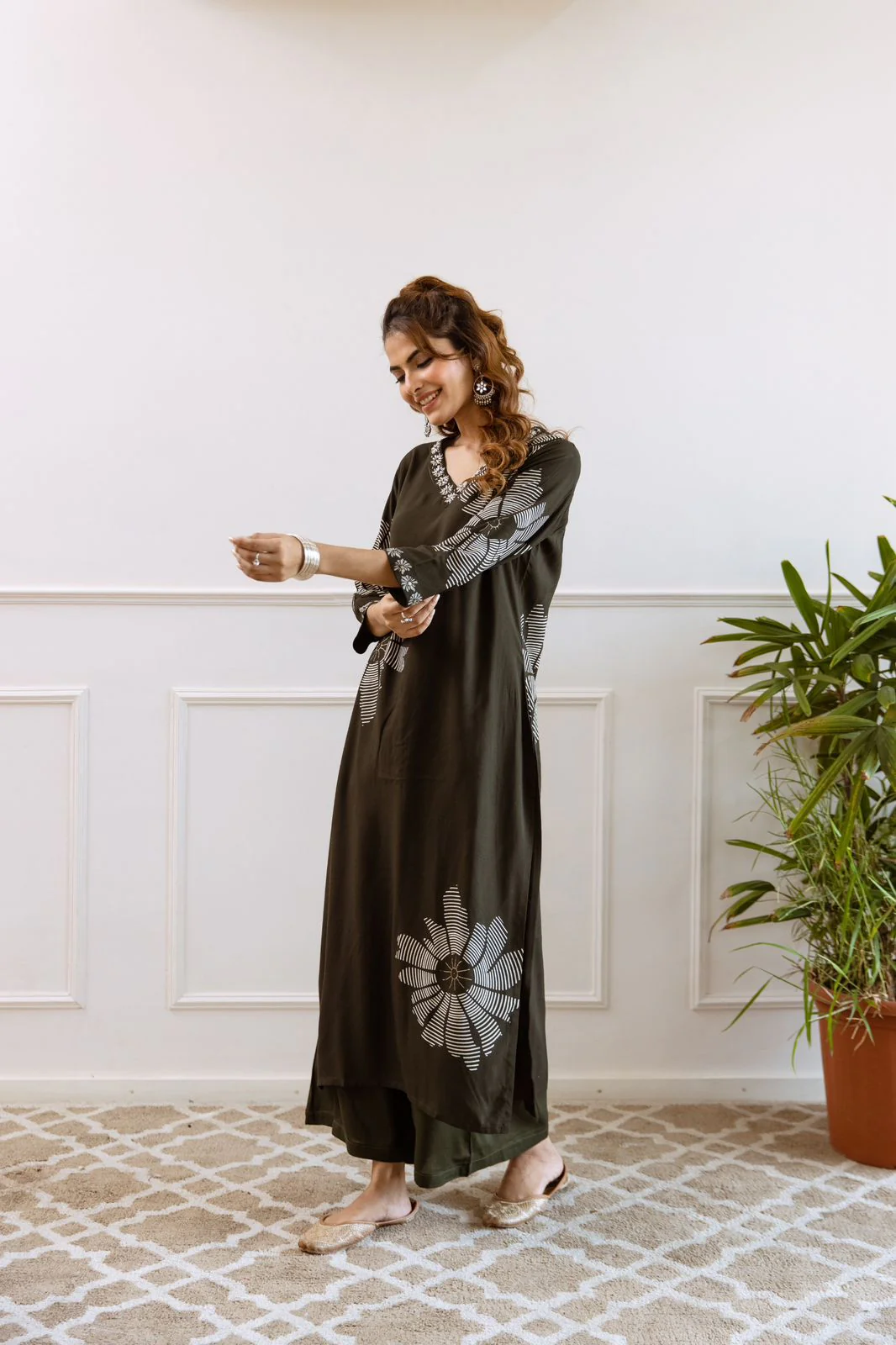 Tansi Rayon Embroidered Plazo Set - Image 5