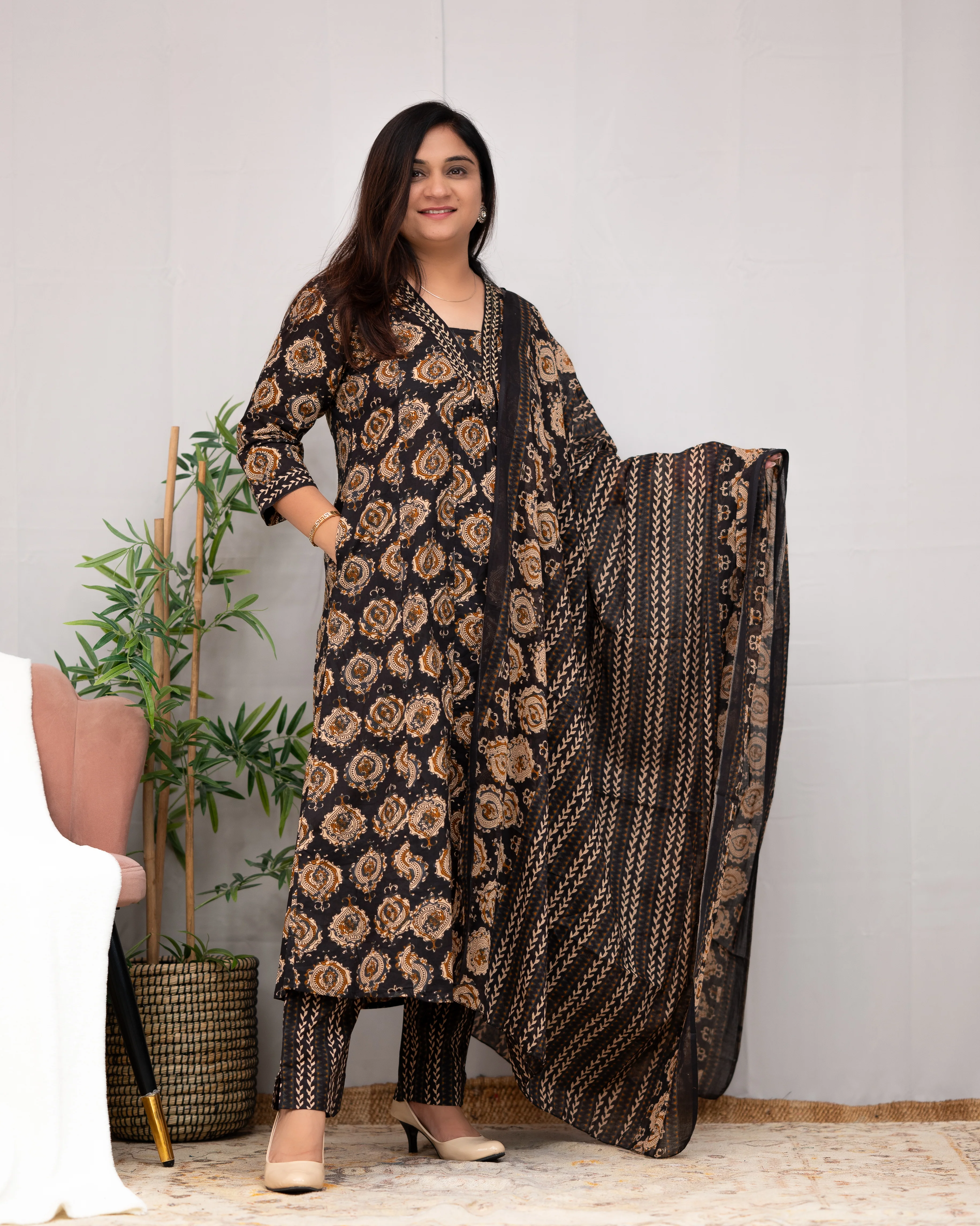 Vanilla Ajrakh A-line pant Set with Pockets - Image 9