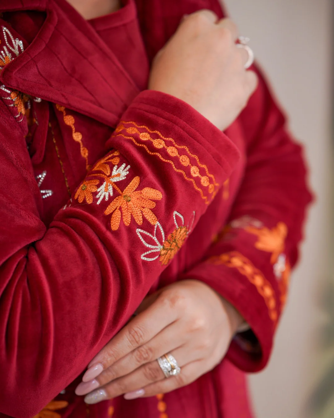Woollen Embroidered Long Shrug Pant Set - Image 11
