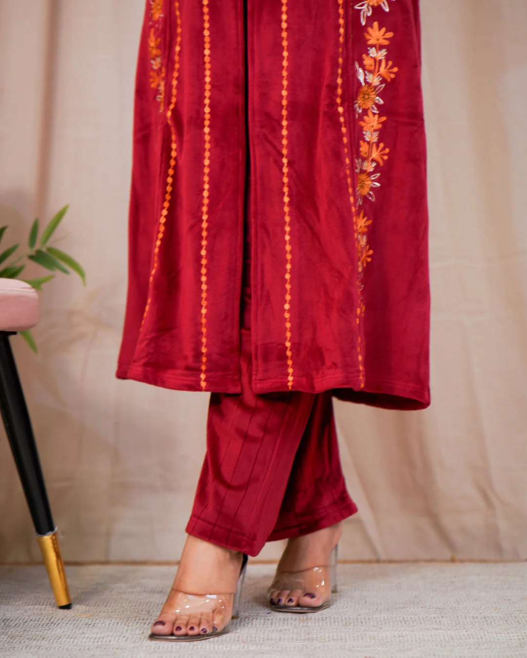 Woollen Embroidered Long Shrug Pant Set - Image 12