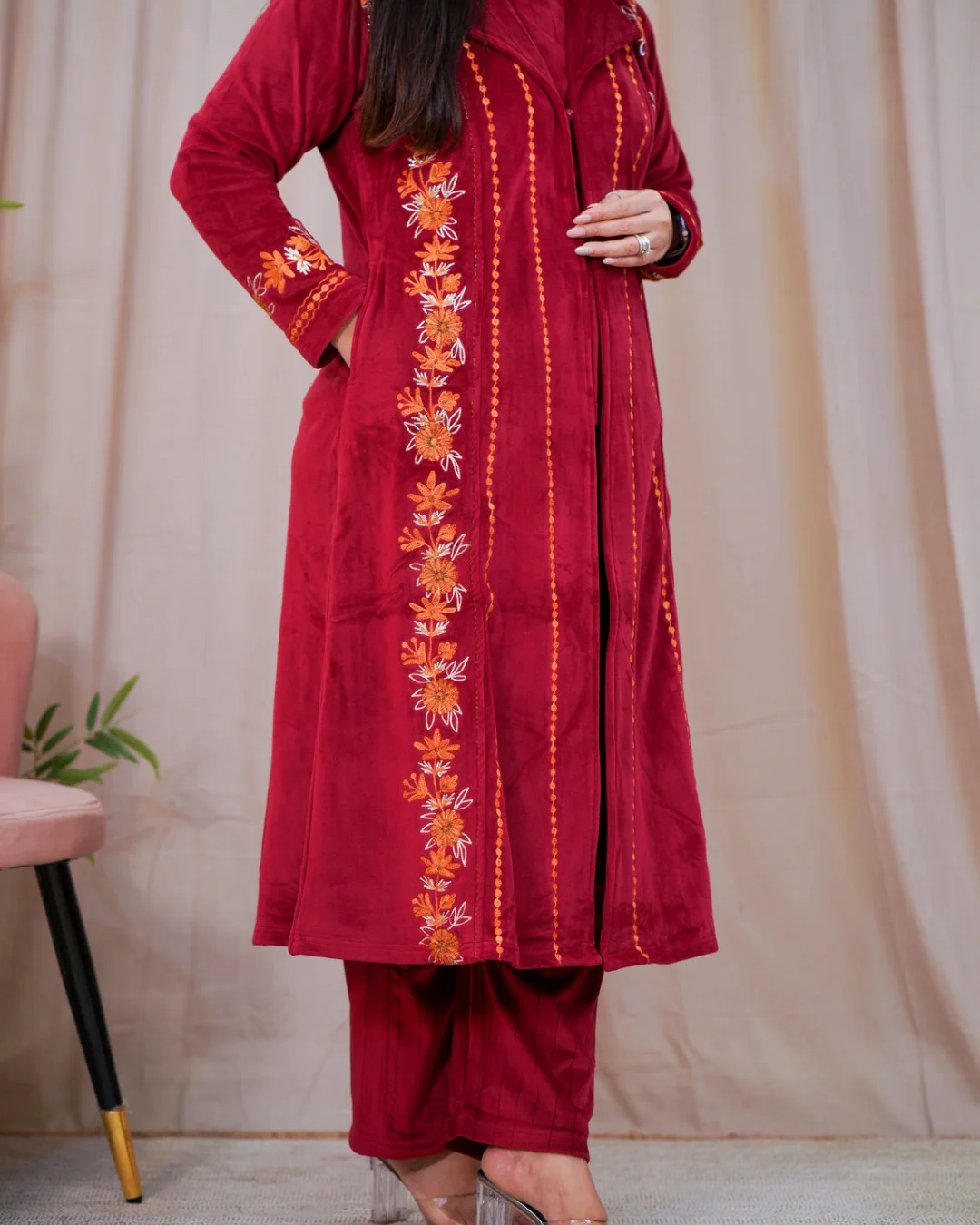 Woollen Embroidered Long Shrug Pant Set - Image 8
