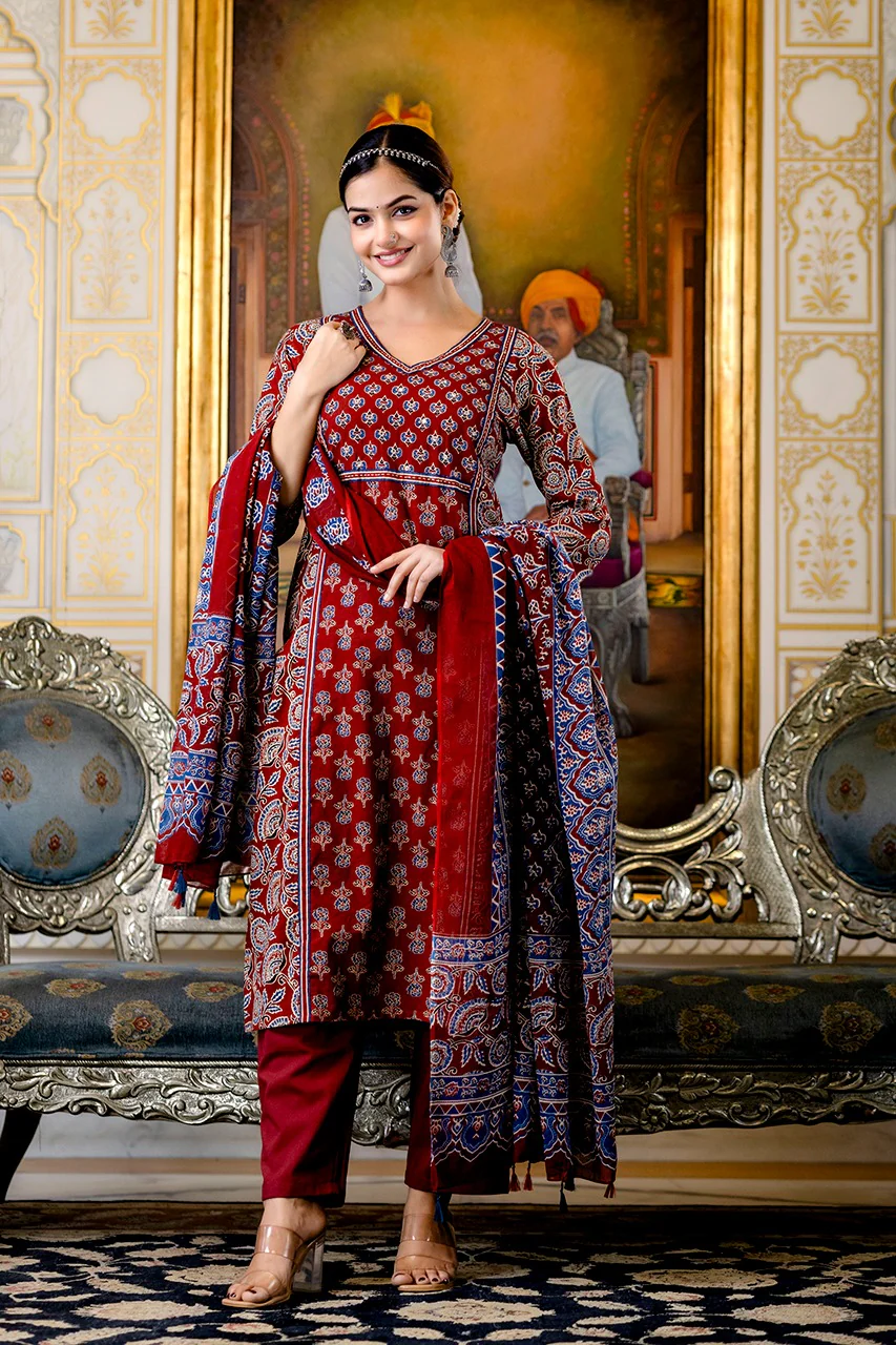 Yashi Cotton Handblock Embroidered Pant Set - Image 3