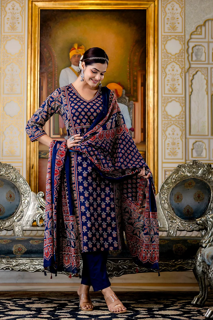 Yashi Cotton Handblock Embroidered Pant Set - Image 6