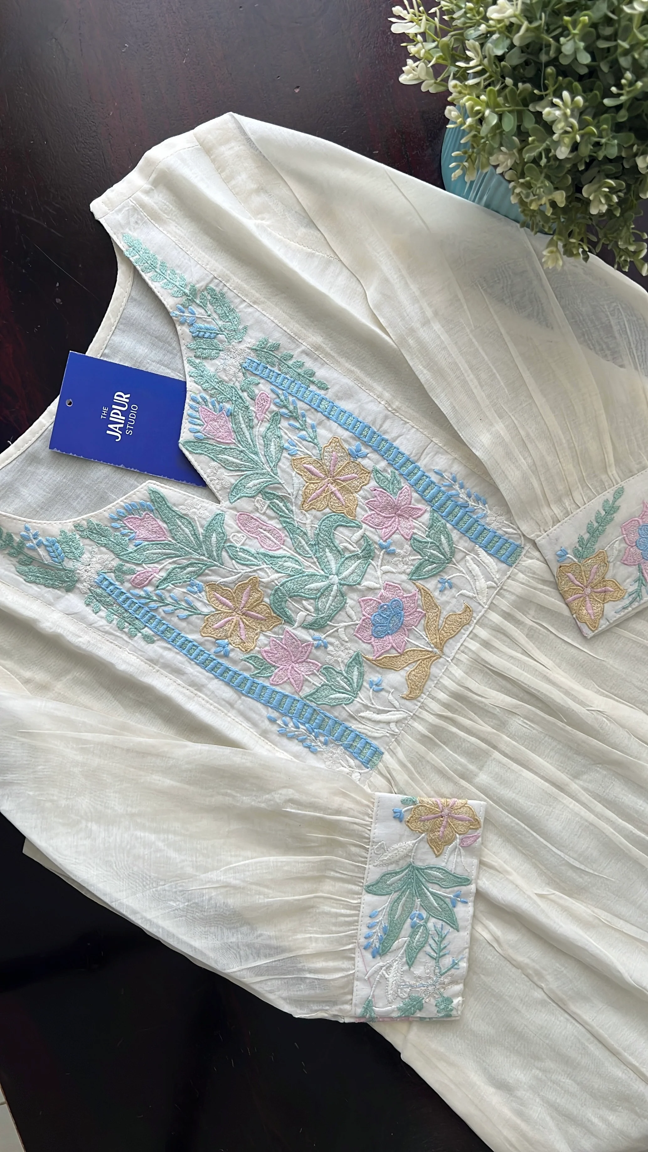 Zainab Chanderi Embroidered A-line pant Set - Image 6