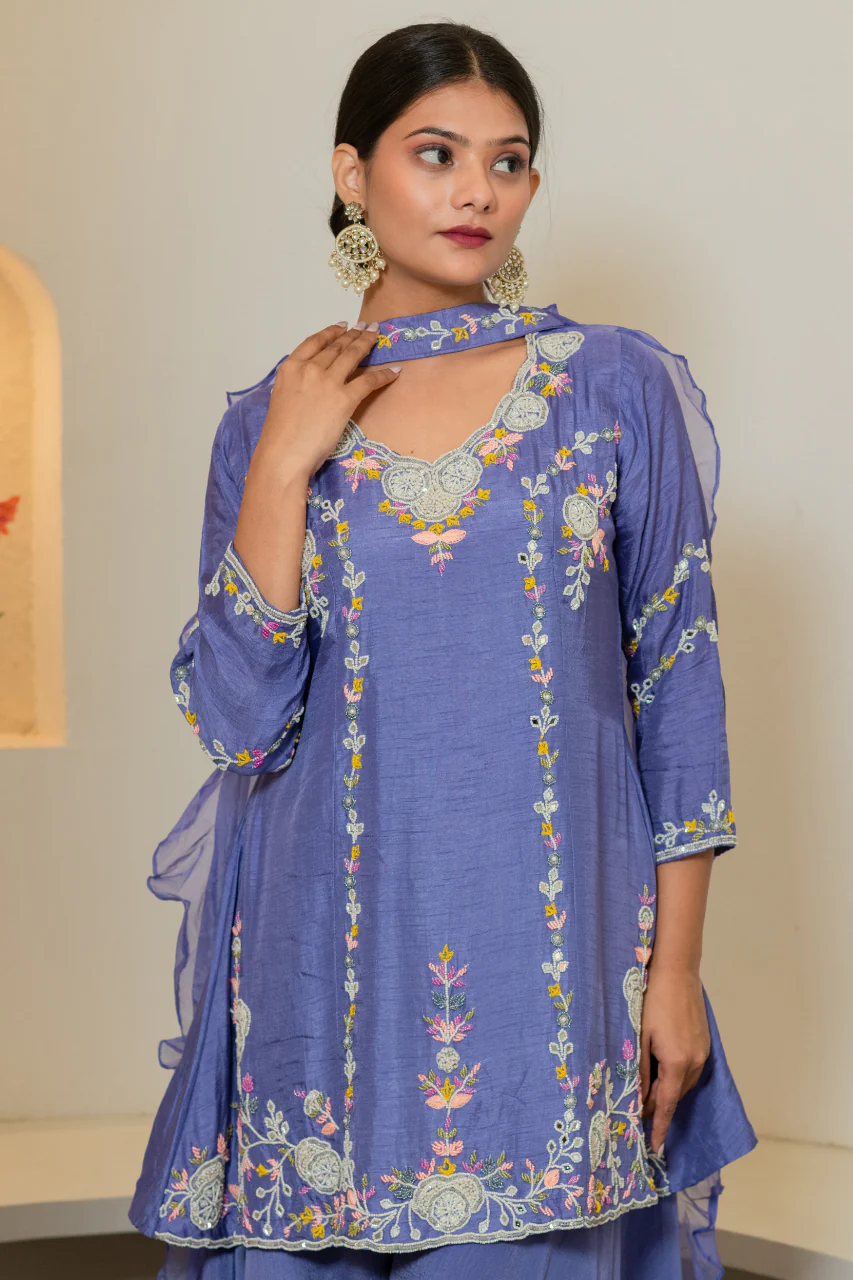 ‘Zainit’ Silk Hand Embroidered Sharara Set - Image 7