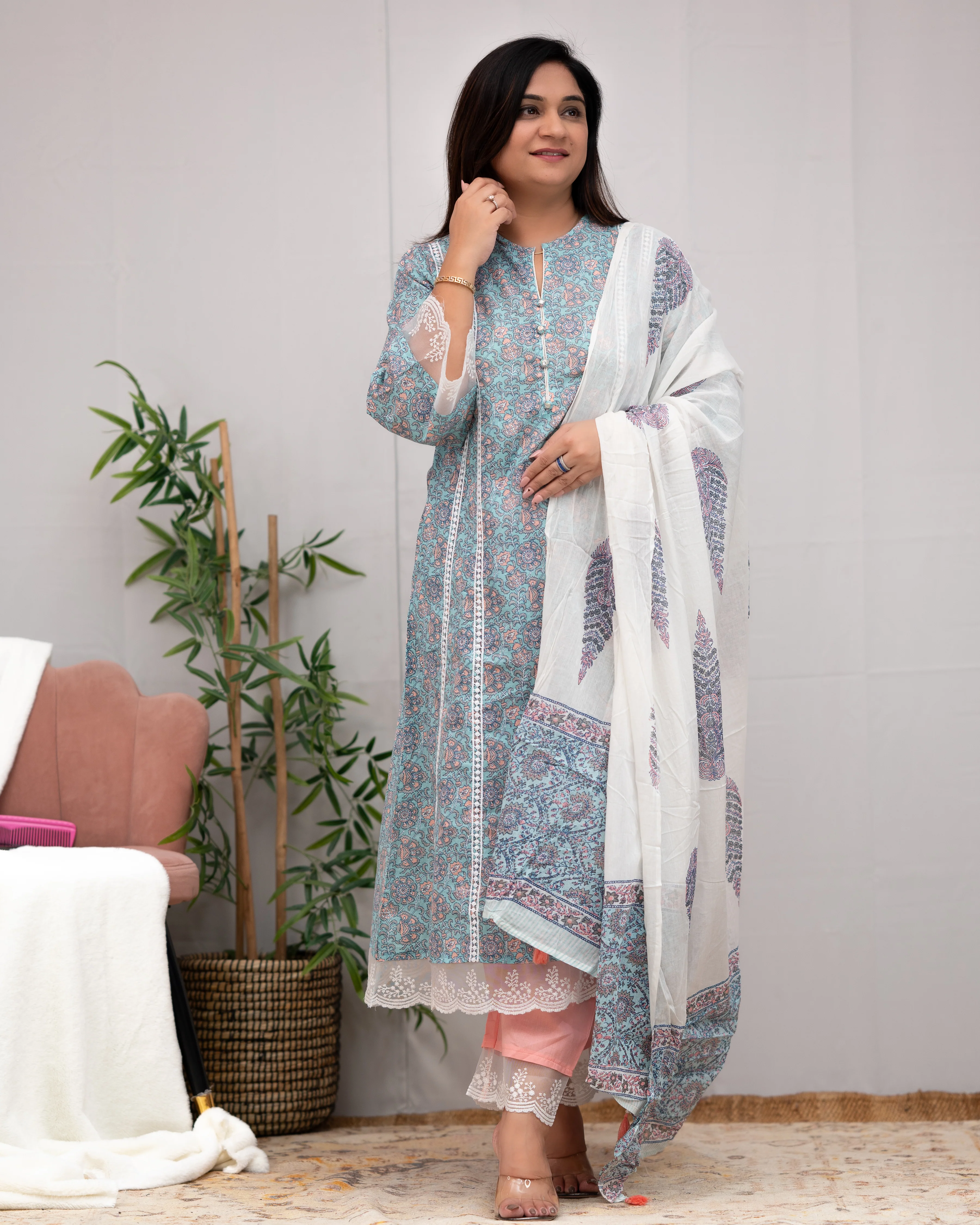 Zoha Cotton A-line Pakistani Suit with Lace Detailing - Image 11