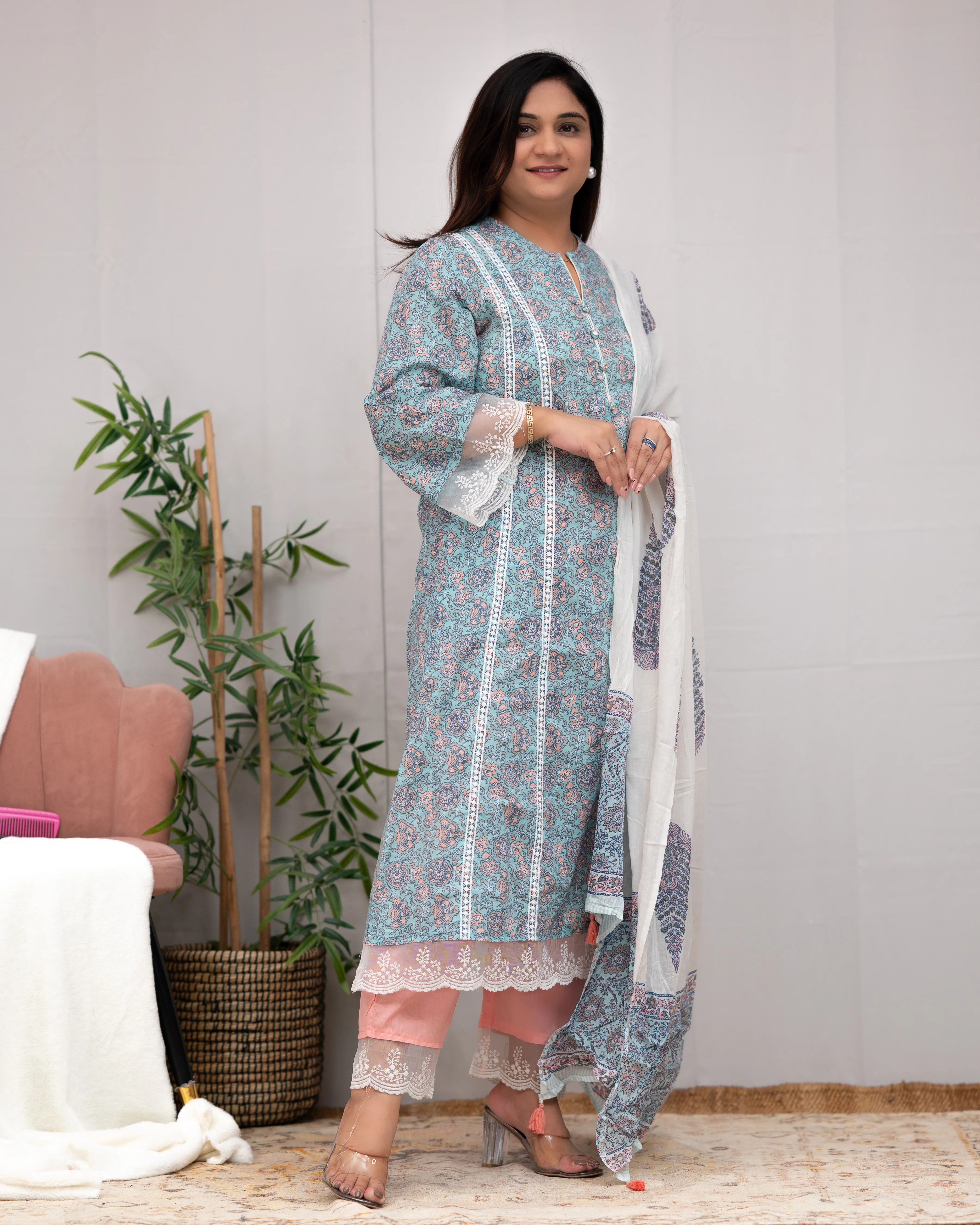 Zoha Cotton A-line Pakistani Suit with Lace Detailing - Image 12