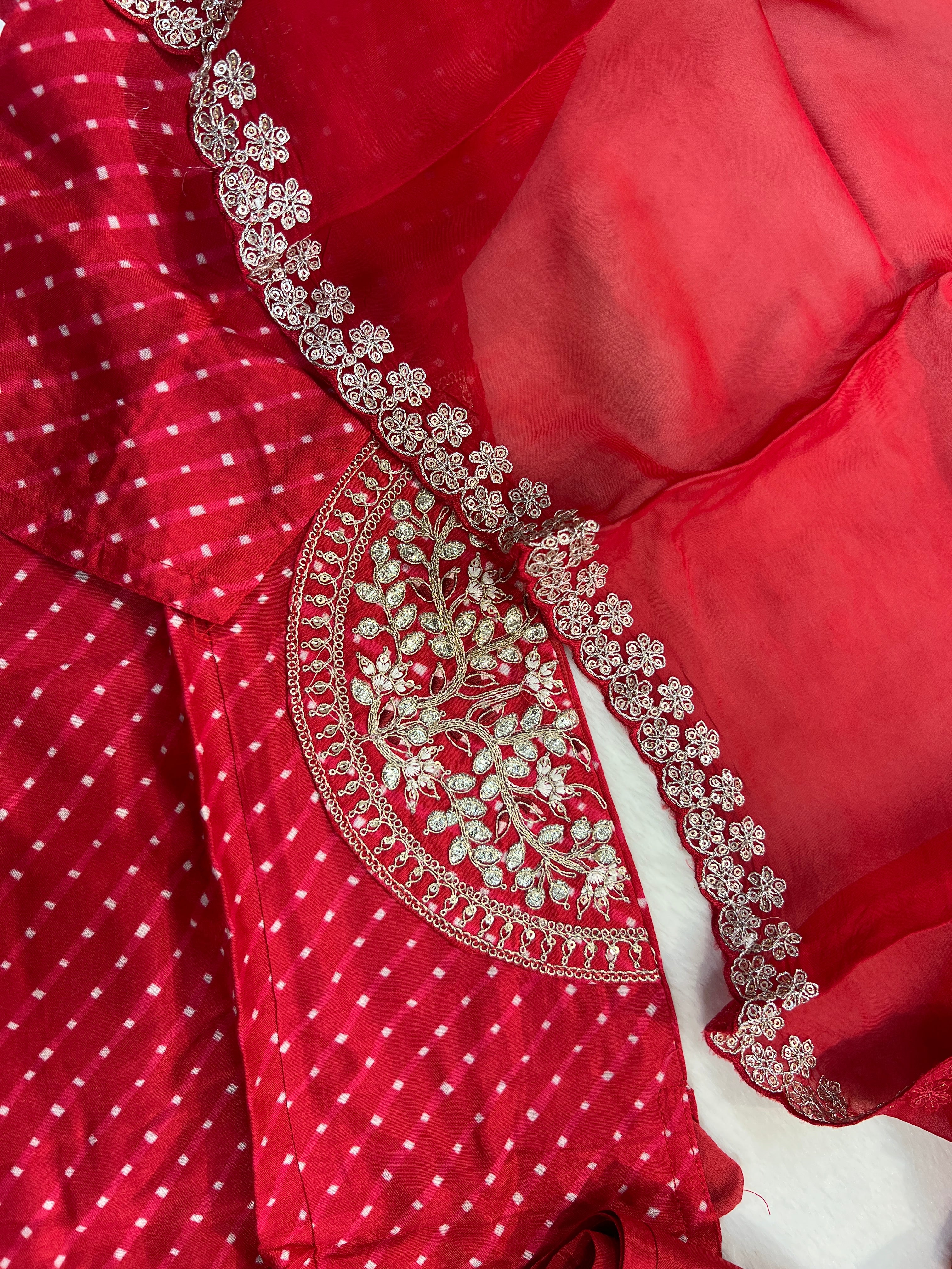 Zyra Bandhani Silk Embroidered Pant Set - Image 13