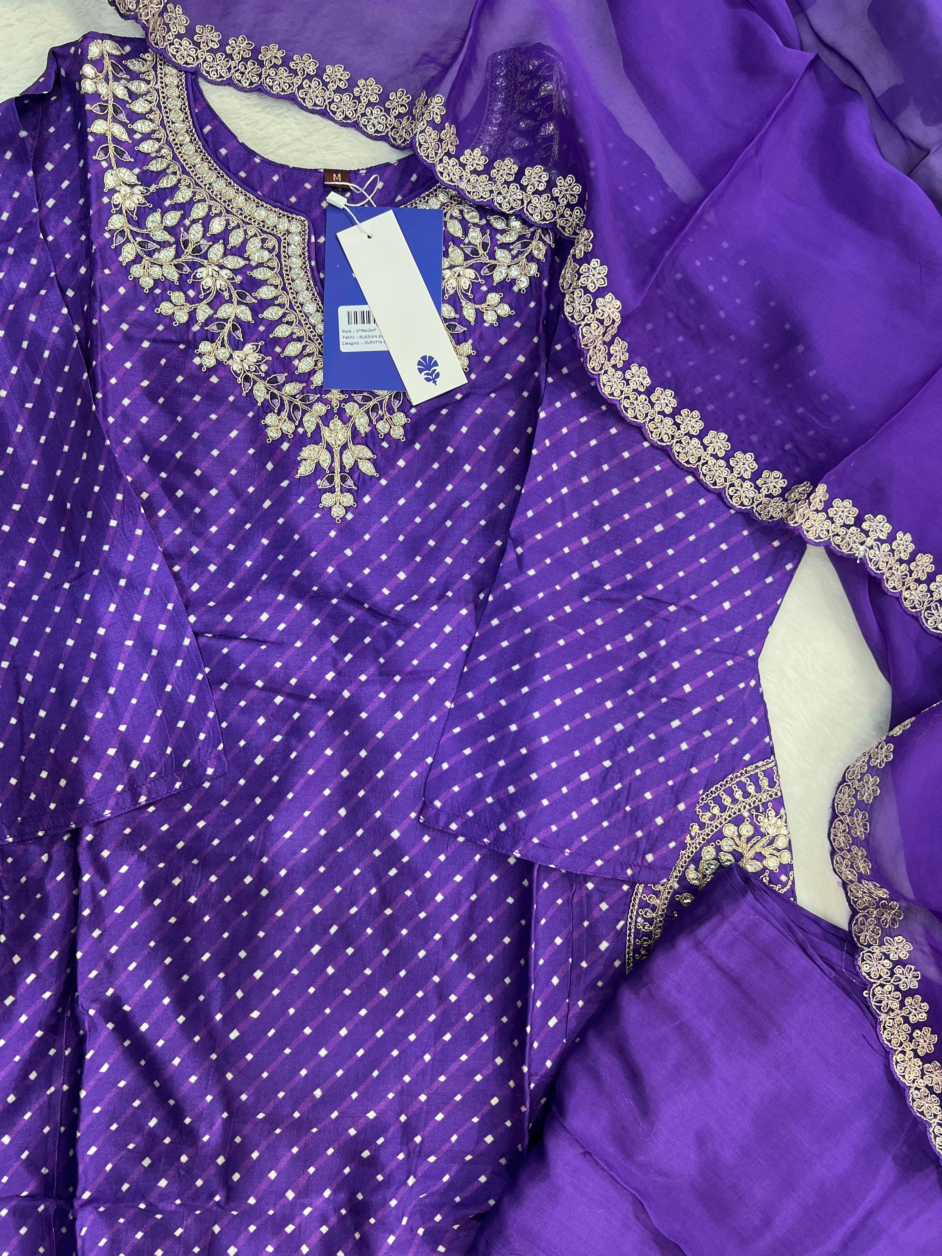 Zyra Bandhani Silk Embroidered Pant Set - Image 22